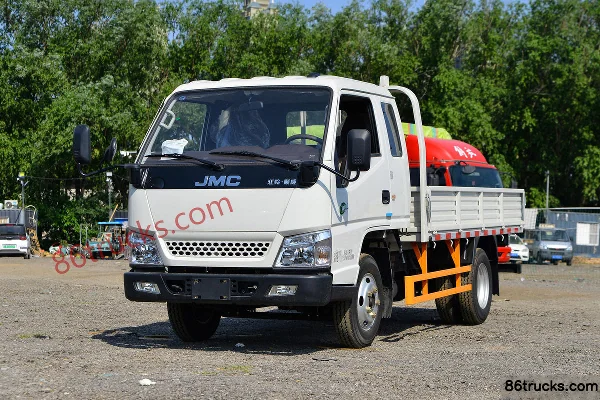 JMC Shunwei Small Truck 122 hp 4X2(6 wheels) 3.3m Semi-row Flatbed Small Truck Exterior (3) | 86Trucks