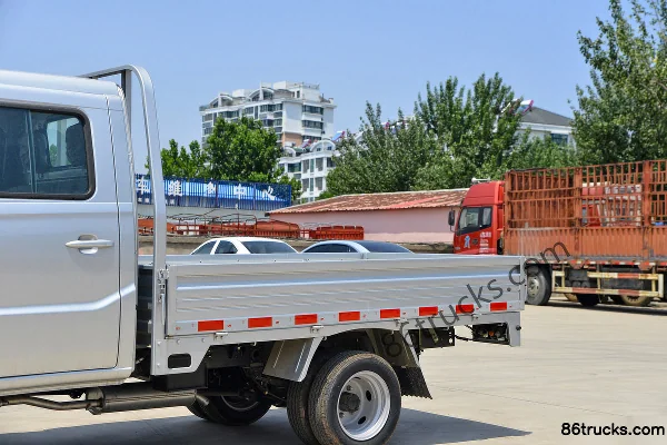 Jinbei T2S 2023 Standard 1.5L 102 ch 4X2(6 roues) Essence 2.55 m double cabine plateau micro camion (China VI) Carrosserie (1) | 86Trucks