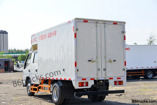 JMC Shunda Narrow Body Luxury Edition 116hp 4X2(6 wheels) 2.11m Double Row Van Light Truck (3) | 86Trucks