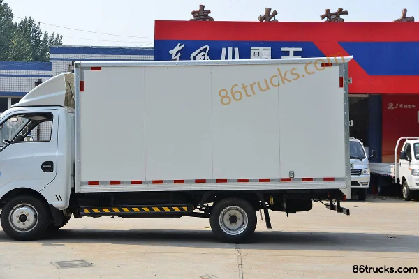 Dongfeng T5 1.6L 105hp 4X2(6 wheels) CNG 3.7m Single Row Van Truck (China VI) Body (2) | 86Trucks
