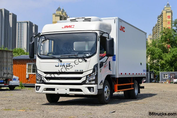 JMC Kaiyun+ 163 hp 4X2(6 wheels) 4.02m Single-Cab Refrigerated Truck (China VI) Exterior (3) | 86Trucks
