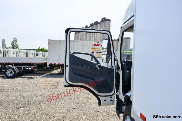 JMC Kaiyun+ 163 hp 4X2(6 wheels) 4.02m Single-Cab Refrigerated Truck (China VI) (1) | 86Trucks