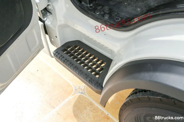Foton Xiaoyun S PLUS 150 ch 4X2(6 roues) 4,18 m cabine simple plateau (3) | 86Trucks