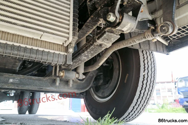 Foton Xiaoyun S PLUS 150 ch 4X2(6 roues) 4,18 m cabine simple plateau Châssis (3) | 86Trucks
