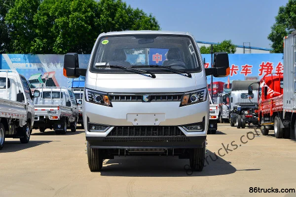 Lanqing Ling R 2.3L Diesel 140 hp 4X2(6 wheels) Zhuchi 5-speed 4.05m single-row flatbed micro truck Exterior (2) | 86Trucks