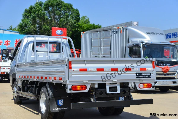 Lanqing Ling R 2.3L Diesel 140 hp 4X2(6 wheels) Zhuchi 5-speed 4.05m single-row flatbed micro truck Body (2) | 86Trucks