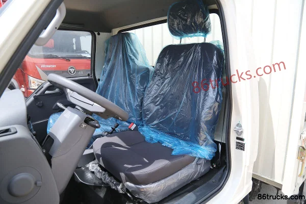 Foton Xiaoyun S1 115hp 4X2(6 wheels) 3.67m single-row stake truck Cab (3) | 86Trucks
