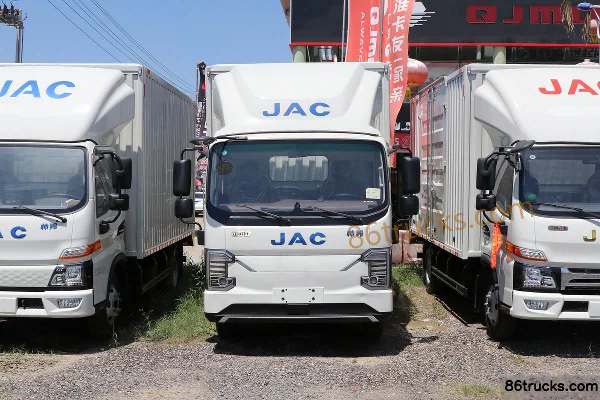 JAC Shuailing ES6 4.5T 4.15m Single Row Pure Electric Enclosed Light Truck 100.27kWh 4X2(6 wheels) Exterior (2) | 86Trucks