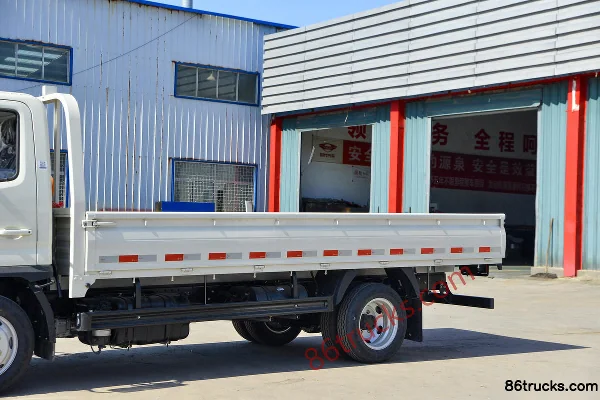 Foton Times Linghang S1 150hp 4X2(6 wheels) 4.22m Single-row Cab Flatbed Light Truck Body (1) | 86Trucks