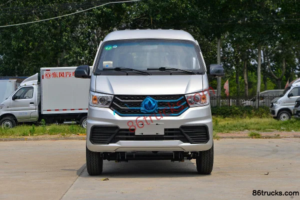 Dongfeng T3 1.8L 133hp 4X2(6 wheels) 2.7m double-row flatbed light truck Exterior (2) | 86Trucks