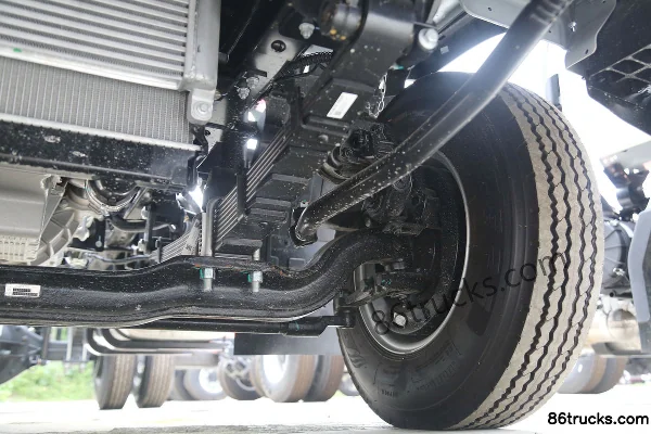 JAC Junling S9 Standard Load Comfort Edition 172 hp 4X2(6 wheels) 3.82m Semi-row Box Light Truck (8-speed) Chassis (3) | 86Trucks