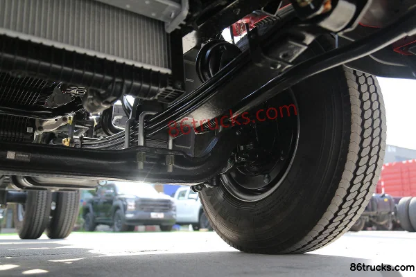 Foton Aoling CTV 163hp 4X2(6 wheels) 4.17m Single-Row Flatbed Light Truck (Fast Gear 8-Speed) Chassis (3) | 86Trucks