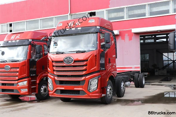 FAW Jiefang J6V Elite Edition 350hp 6X2(8 wheels) 9.65m AMT Automatic Flatbed Cargo Truck Exterior (3) | 86Trucks
