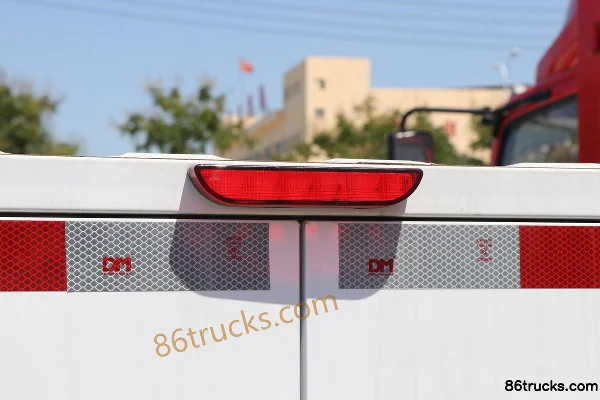 Huoyue Shentong Shentong 01 Comfort Edition 0.95T 1.8m Single Row Pure Electric Box Micro Truck 8.4kWh 4X2(6 wheels) Body (3) | 86Trucks
