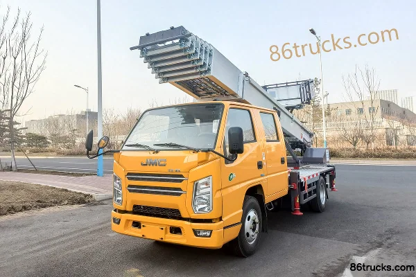 JMC New Shunda 116hp 4X2(6 wheels) 32m Double Row Moving Truck (Gaoliya Brand) Exterior (3) | 86Trucks