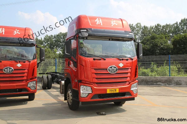 FAW Jiefang Qingdao JK6 280hp 4X2(6 wheels) 9.78m LNG Box Cargo Truck Exterior (2) | 86Trucks