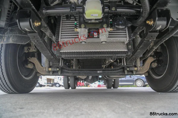 Foton Aumark CTV 163hp 4X2(6 wheels) 4.14m Single Row Van Light Truck Chassis (1) | 86Trucks