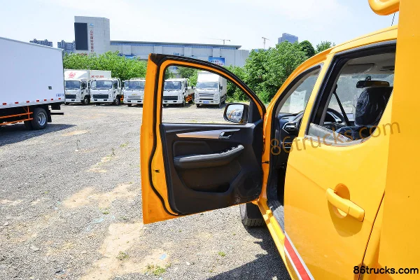 Jiangxi Isuzu Ruimai 2.4T gasoline 218ch four-wheel drive rescue truck (Zishui brand) Châssis (1) | 86Trucks