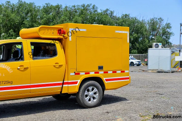 Jiangxi Isuzu Ruimai 2.4T gasoline 218ch four-wheel drive rescue truck (Zishui brand) Photos officielles (2) | 86Trucks