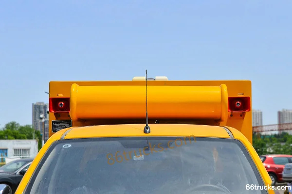Jiangxi Isuzu Ruimai 2.4T gasoline 218ch four-wheel drive rescue truck (Zishui brand) Photos officielles (1) | 86Trucks