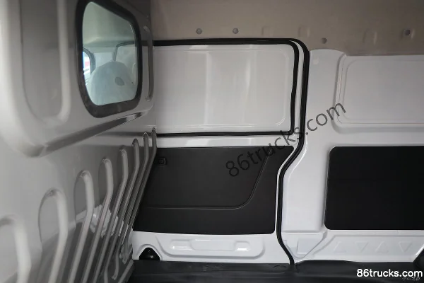 SRM Xinyuan Golden Sea Lion 2024 Model Engineering Lion 120 hp 1.6L 2-Seat Panel Van (700kg) Cargo Box (3) | 86Trucks