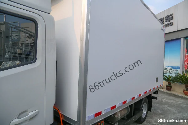 FARIZON Xingzhi H8R Pack Standard 4.5T 4.02m cabine simple camion frigorifique hybride rechargeable à autonomie étendue 77.28kWh 4X2(6 roues