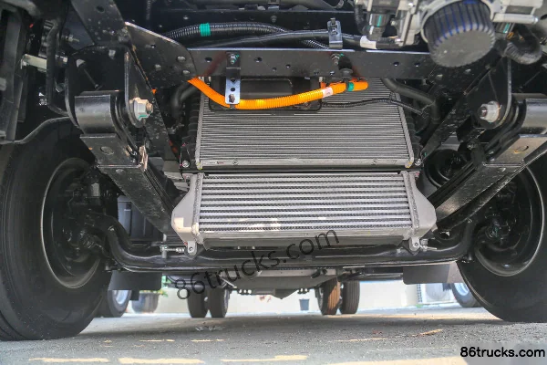 FARIZON Star Wisdom H8R Economy Package 4.5T 4.1m Single Row Plug-in Extended Range Hybrid Cargo Van Light Truck 77.28kWh 4X2(6 wheels) Chas