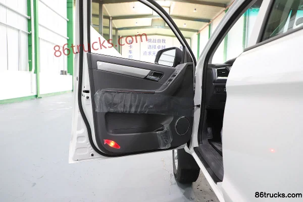 JAC T6 modèle 2023 version affaires diesel 2,0T 150 ch propulsion arrière empattement long double cabine pick-up (China VI) Châssis (2) | 86