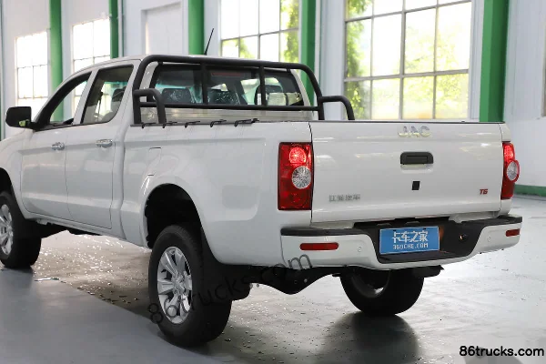 JAC T6 modèle 2023 version affaires diesel 2,0T 150 ch propulsion arrière empattement long double cabine pick-up (China VI) Photos officiell