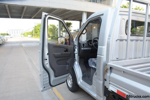 Kama Junhang EV1 3.2T 3.3m single-row pure electric panel micro truck 39.6kWh 4X2(6 wheels) Interior (1) | 86Trucks