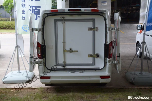Kama Junhang ES7 3,2T 2 places camion frigorifique 100% électrique (marque Zhongyidi) 41,932 kWh 4X2(6 roues) 5,265 m Carrosserie (1) | 86Tr