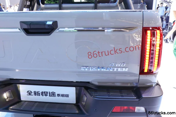 JAC Hunter 2024 Glory Edition 2.0T Diesel 170hp Automatic 4WD Standard Double Cab Pickup Body (3) | 86Trucks
