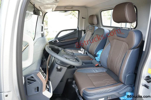 Foton Ruivo TS5 170hp 4X2(6 wheels) 4.17m single-row cab flatbed light truck (1) | 86Trucks
