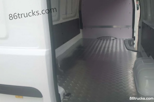 FARIZON E6 5.45m Low Roof Pure Electric Van 50.38kWh Cargo Box (3) | 86Trucks