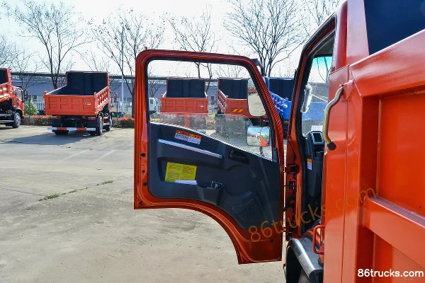 Dayun Yitu 143hp 4X2(6 wheels) 3.2m Dump Truck Cab (1) | 86Trucks