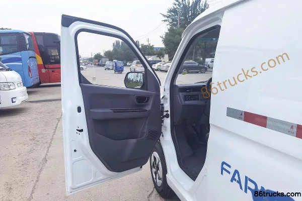 FARIZON Xingxiang V6F édition Gold 4,845 m camion utilitaire électrique pur 41,055 kWh Cabine (1) | 86Trucks