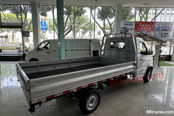 Xinghaishi Express King EV1 2024 3.1T 3.3m single row electric flatbed micro truck 41.86kWh 4X2(6 wheels) Body (3) | 86Trucks