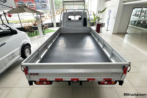 Xinghaishi Express King V2 1.6L 122 hp 4X2(6 wheels) 3.7m single row flatbed micro truck Body (1) | 86Trucks