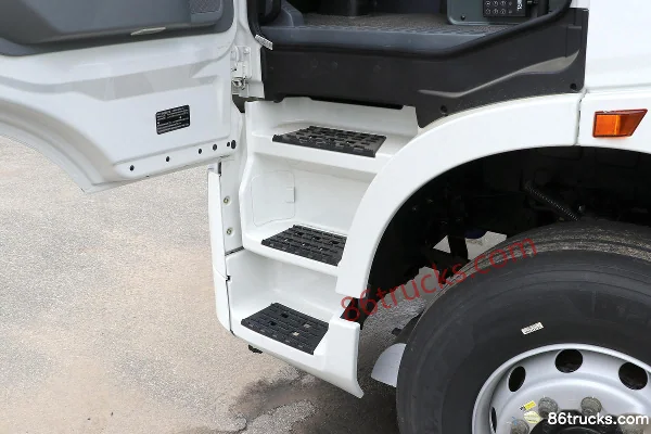 Beiben V3ET Truck version légère 460 ch 6X4(10 roues) tracteur routier pour matières dangereuses LNG Cabine (1) | 86Trucks
