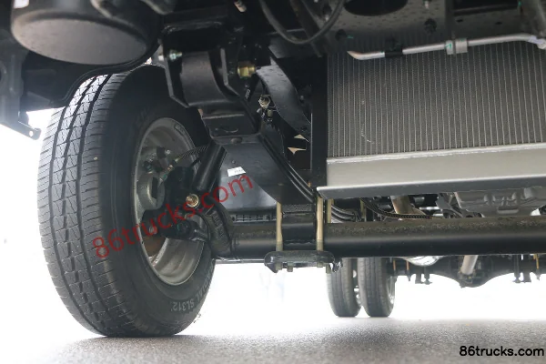 FARIZON V5M Édition Confort 3,7 m cabine simple benne à ridelles méthanol petit camion 4X2(6 roues) Châssis (2) | 86Trucks