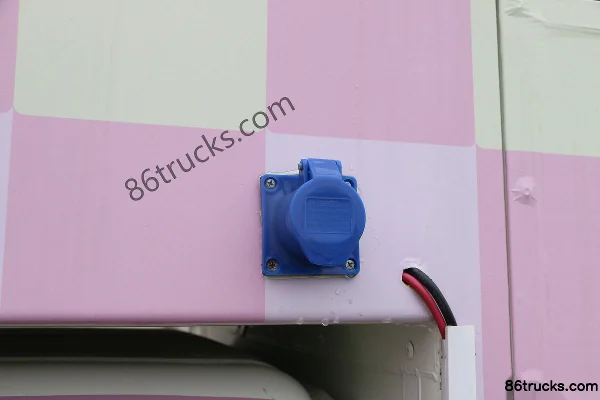 Huoyue Shentong Shentong01 Luxury Edition 1.4T 1.8m Single Row Battery Swap Pure Electric Sales Van 9.2kWh 4X2(6 wheels) Body (2) | 86Trucks