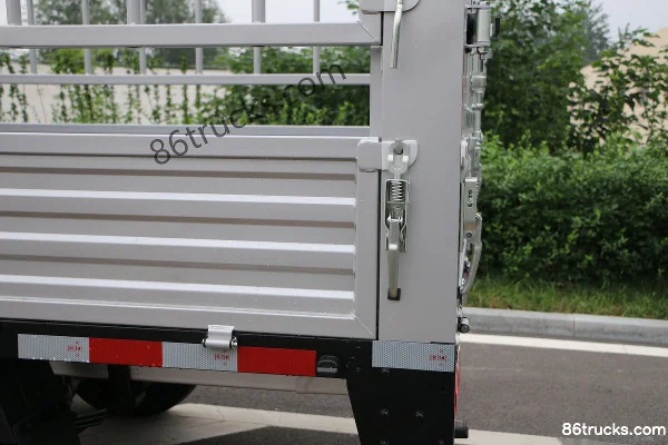 FARIZON Xingxiang F1E 2023 3.0T 3.2m Single Row Pure Electric Stake Mini Truck 41.86kWh 4X2(6 wheels) Body (3) | 86Trucks