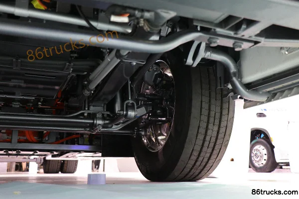 SHACMAN Delong L6000 4X2(6 wheels) Electric Cargo Truck 310kWh Chassis (3) | 86Trucks