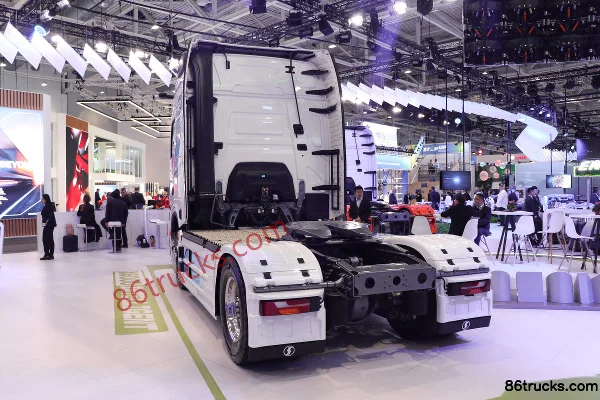 SHACMAN Delong X6000 4X2(6 wheels) Hybrid Tractor Truck 15kWh Exterior (3) | 86Trucks
