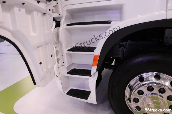 SHACMAN Delong X6000 4X2(6 wheels) Hybrid Tractor Truck 15kWh Cab (3) | 86Trucks
