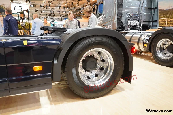 Volvo FH16 Aero camion lourd 780 ch 4X2(6 roues) tracteur routier automatique Châssis (3) | 86Trucks