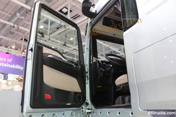 Sitrak SITRAK C9H poids lourd 6X4(10 roues) tracteur routier à pile à combustible 100,9 kWh Cabine (1) | 86Trucks