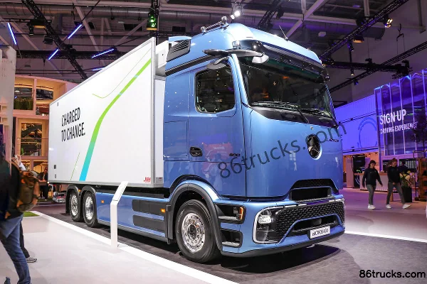 Mercedes-Benz Mercedes-BenzeActros Electric Refrigerated Truck