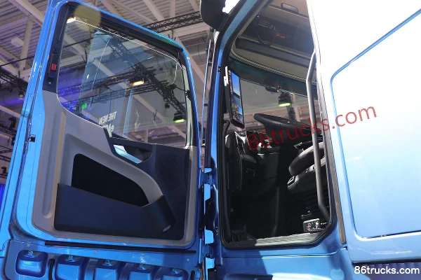 Mercedes-Benz eActros 600 4X2(6 roues) tracteur routier 100 % électrique 600 kWh Cabine (1) | 86Trucks