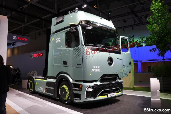 Mercedes-Benz Mercedes-Benz New Actros Heavy Truck Tractor Trucks